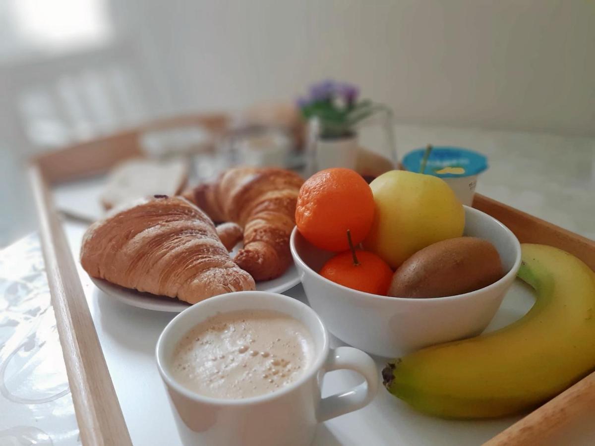 Bed & Breakfast A Due Passi Da