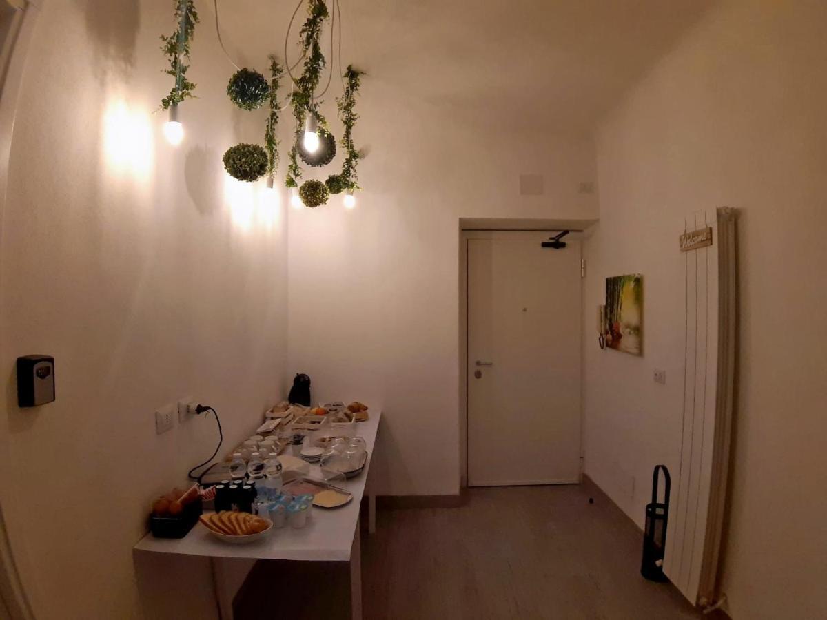 Bed & Breakfast A Due Passi Da Genova