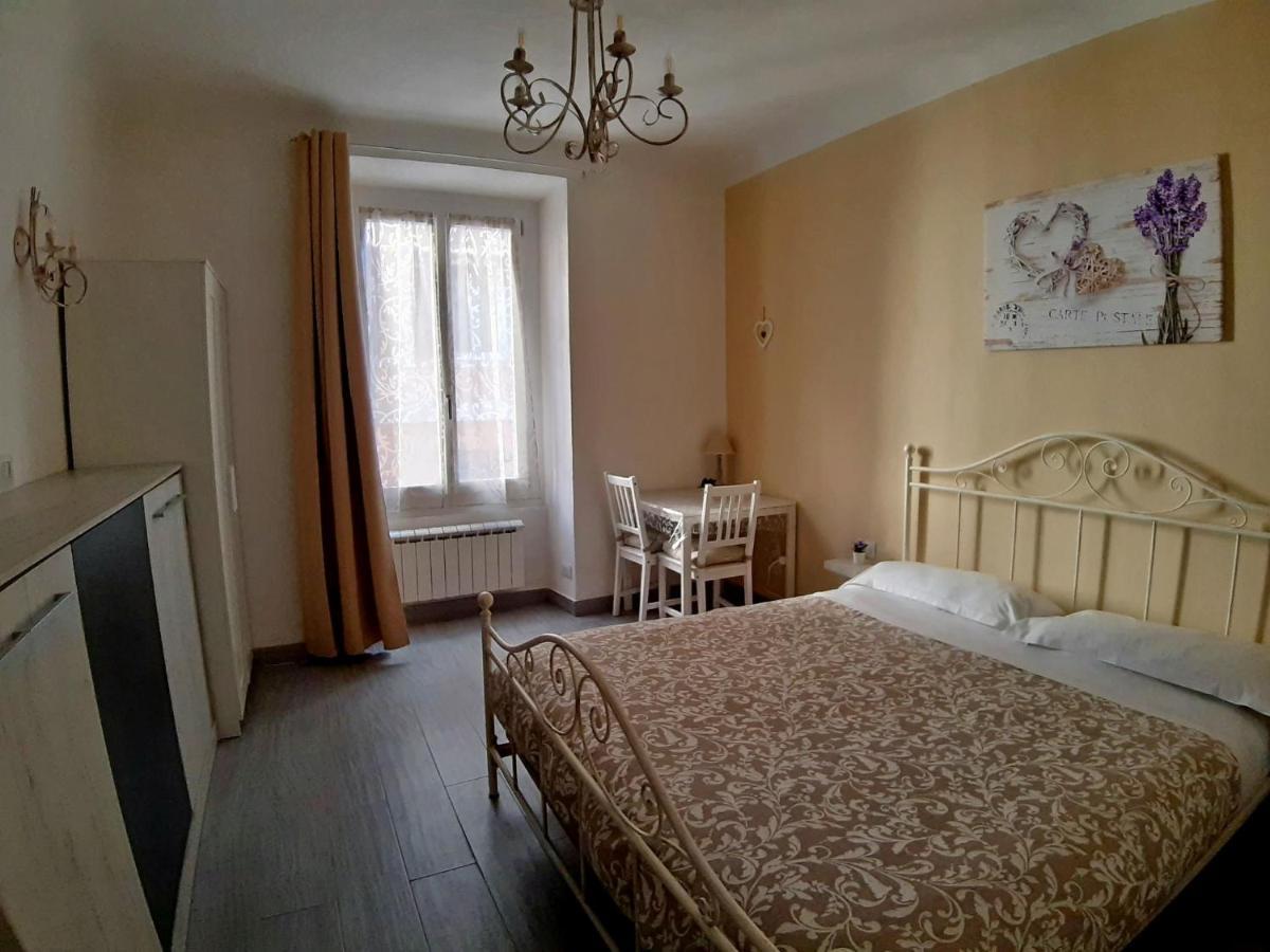 Bed & Breakfast A Due Passi Da