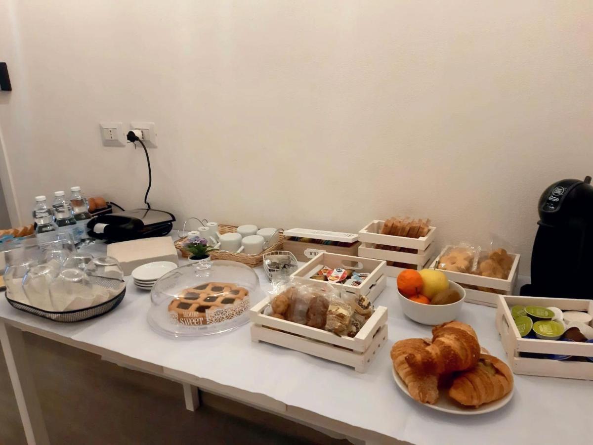 A Due Passi Da Bed & Breakfast Genoa